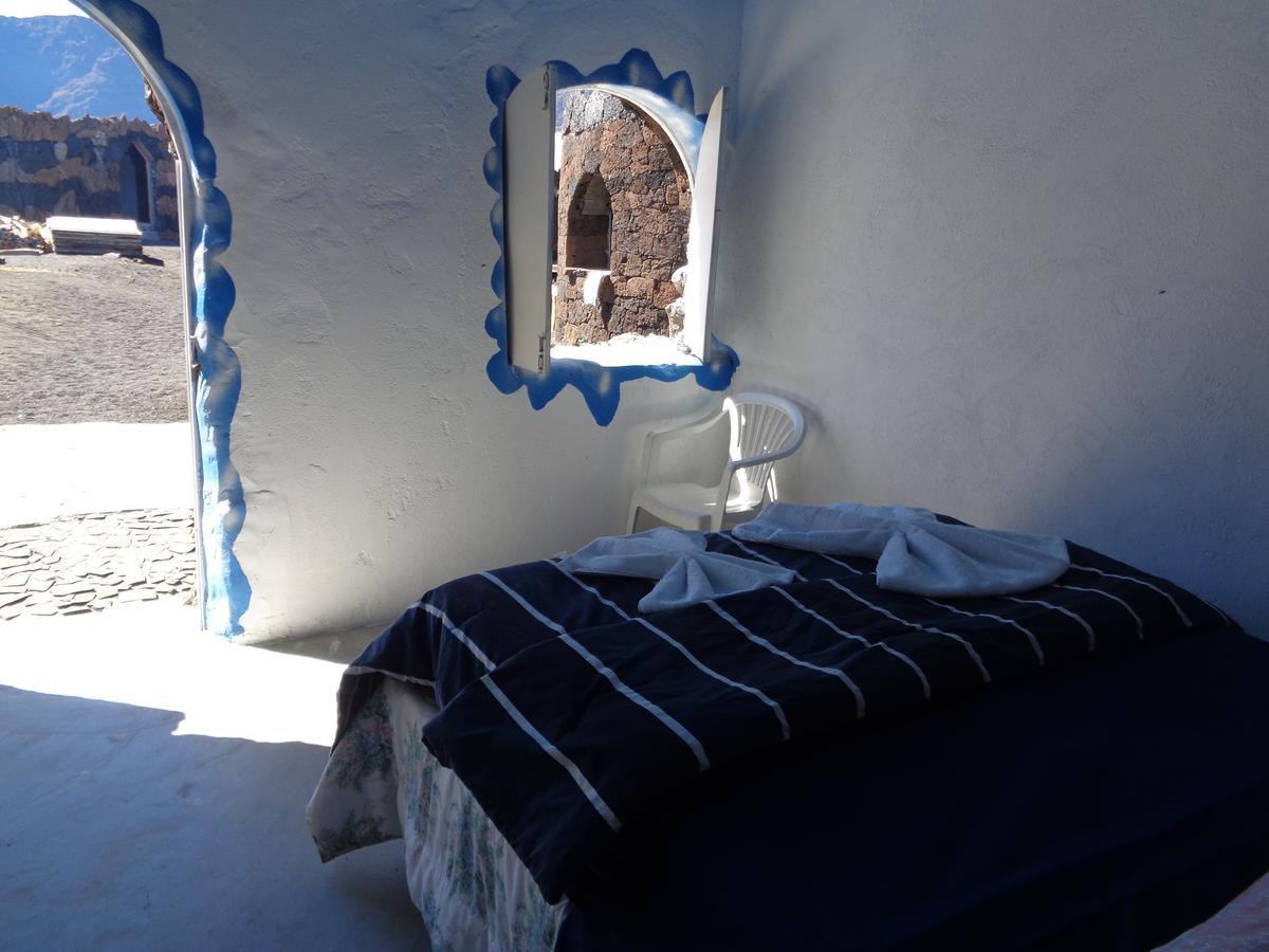 Pensao Casa José Doce Bed and Breakfast Portela Esterno foto