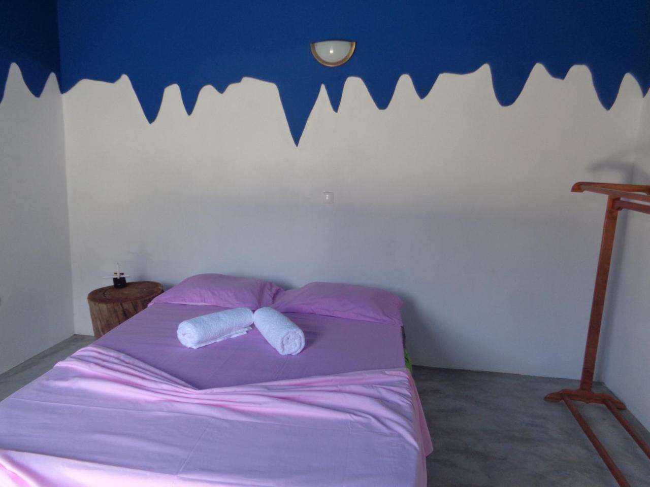 Pensao Casa José Doce Bed and Breakfast Portela Esterno foto